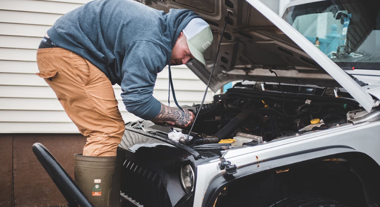 Choice of oil for the car – mineral or synthetic