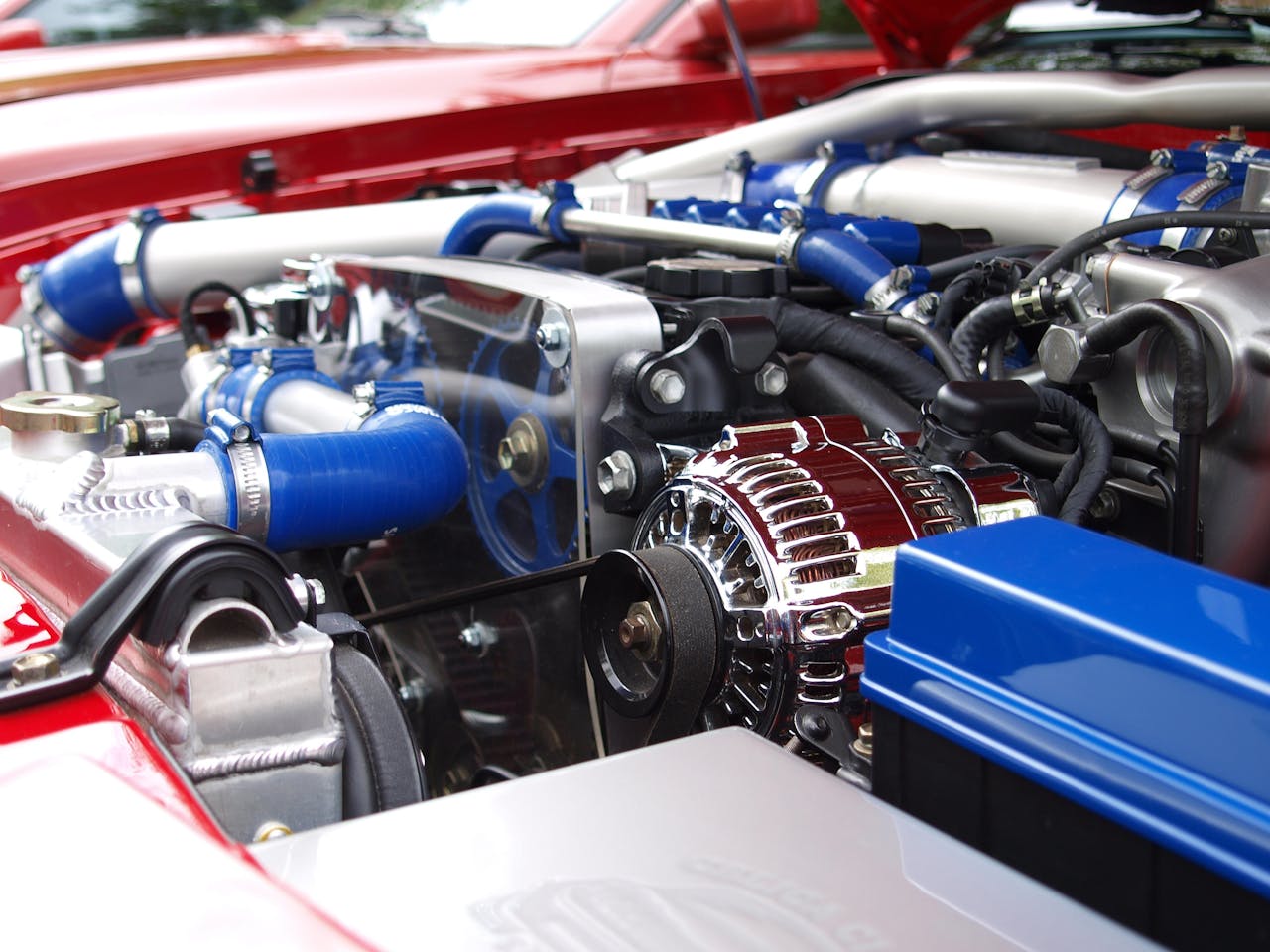 Warehousing Solutions for Auto Parts Businesses: From Small Shops to Large Distributors
